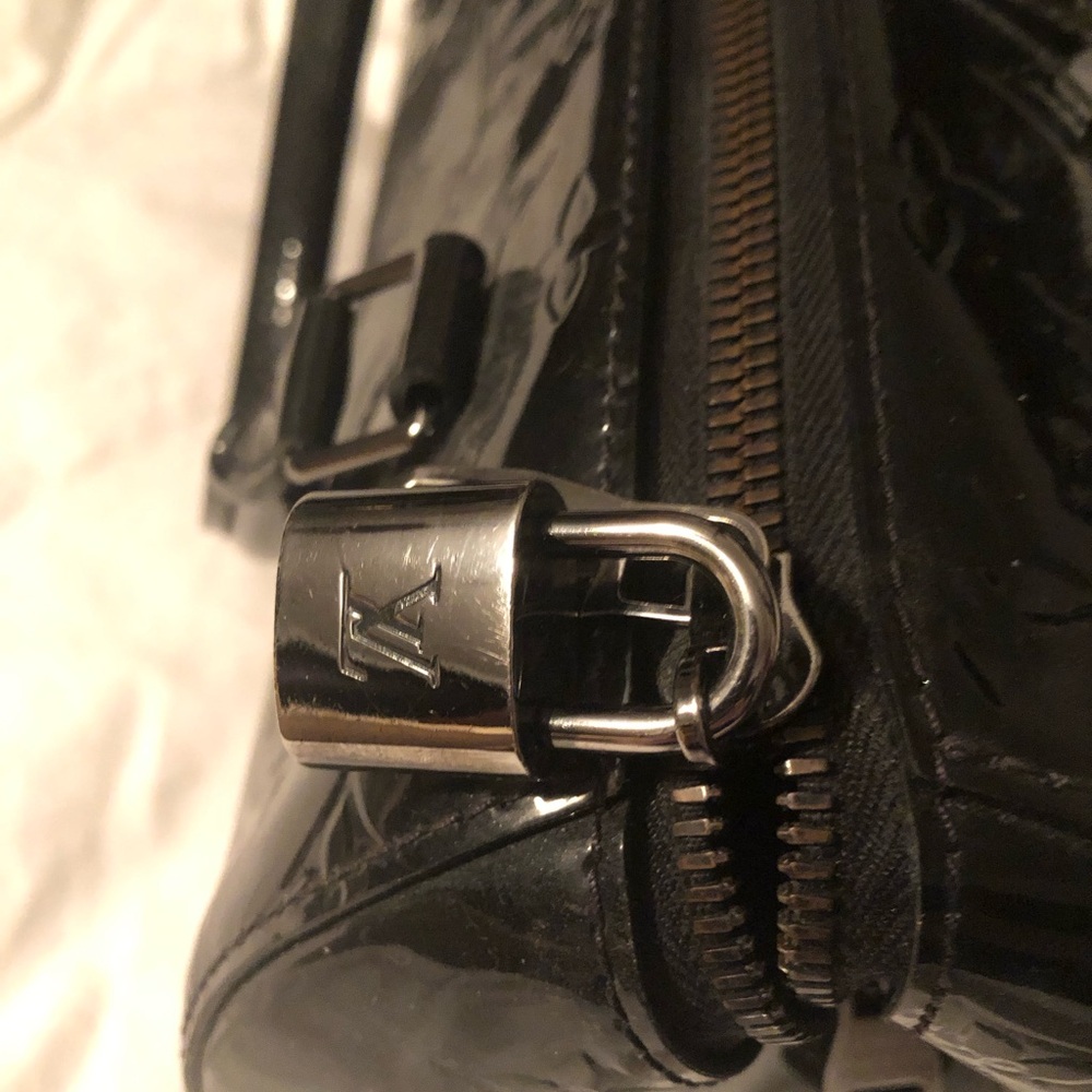 Authentic Louis Vuitton Vernis Montana Black Satchel Dark Silver Hardware - Picture 6 of 11